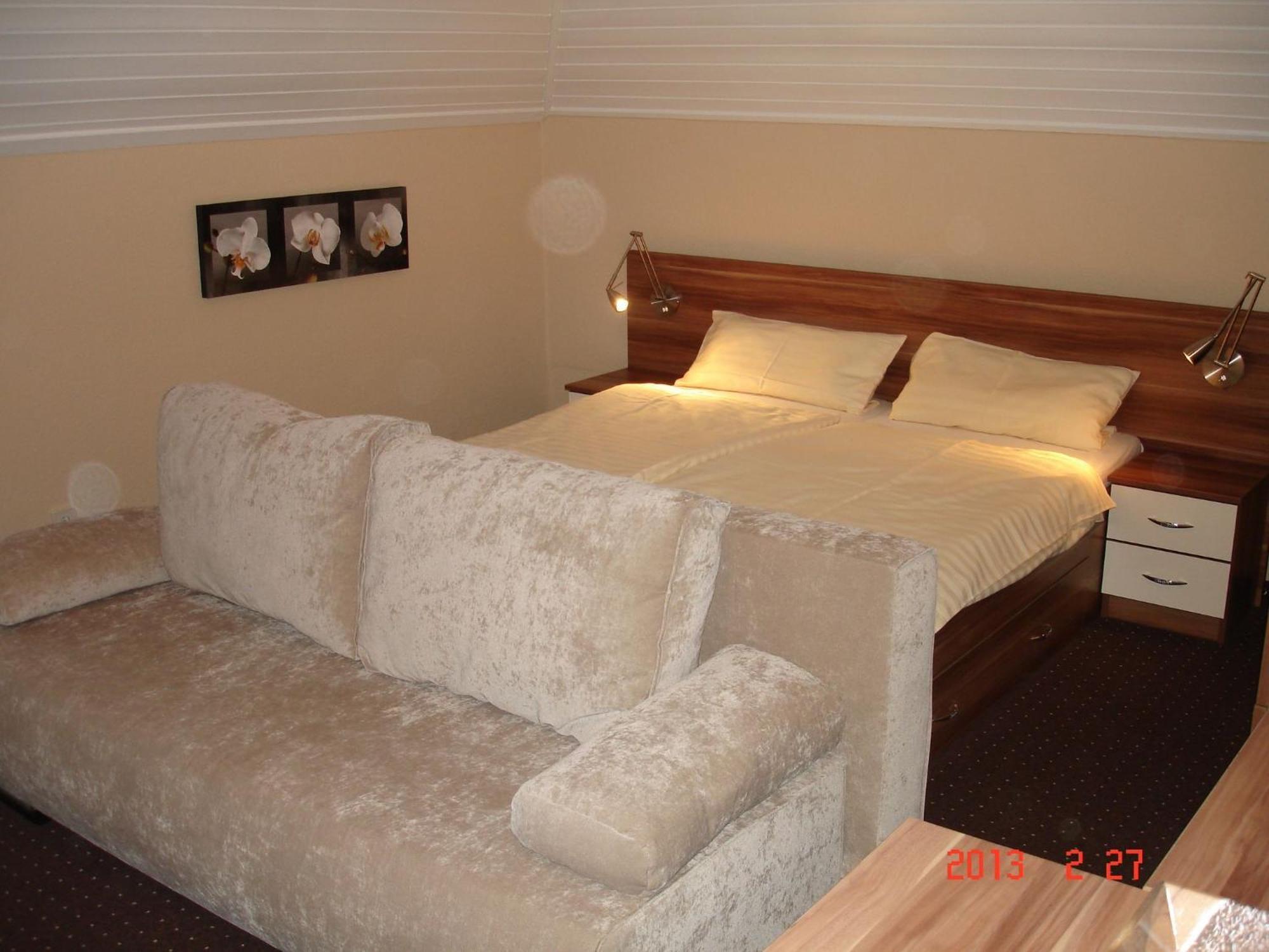 Hotel Haus Sonnenhof Siófok Zimmer foto