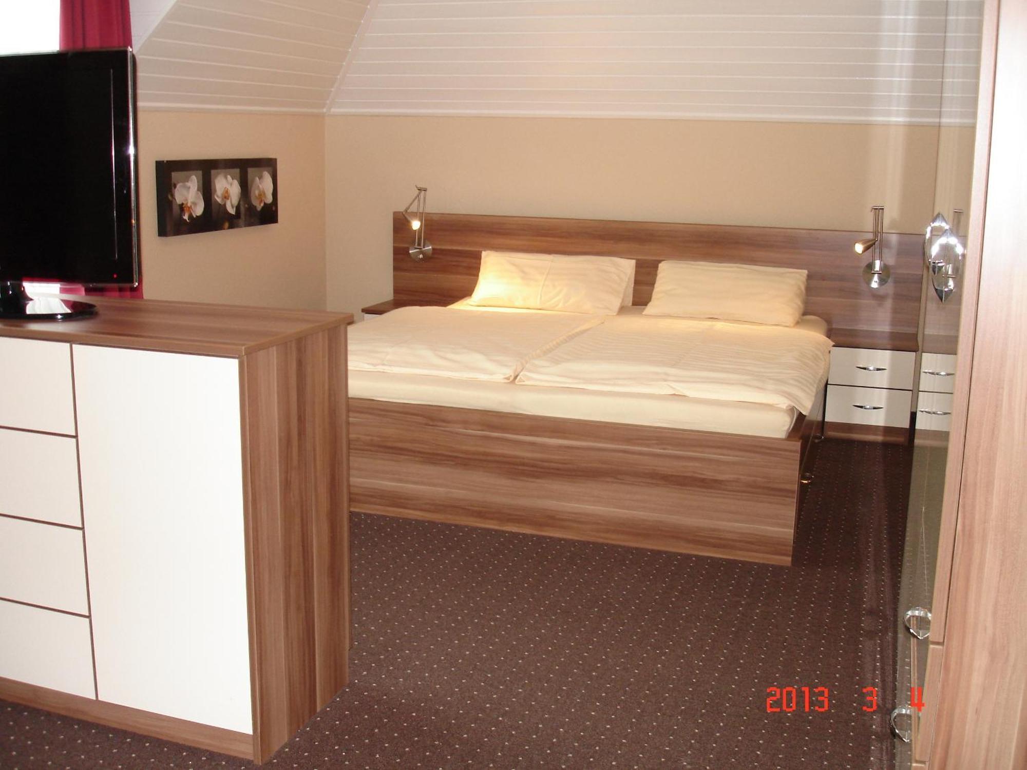 Hotel Haus Sonnenhof Siófok Zimmer foto