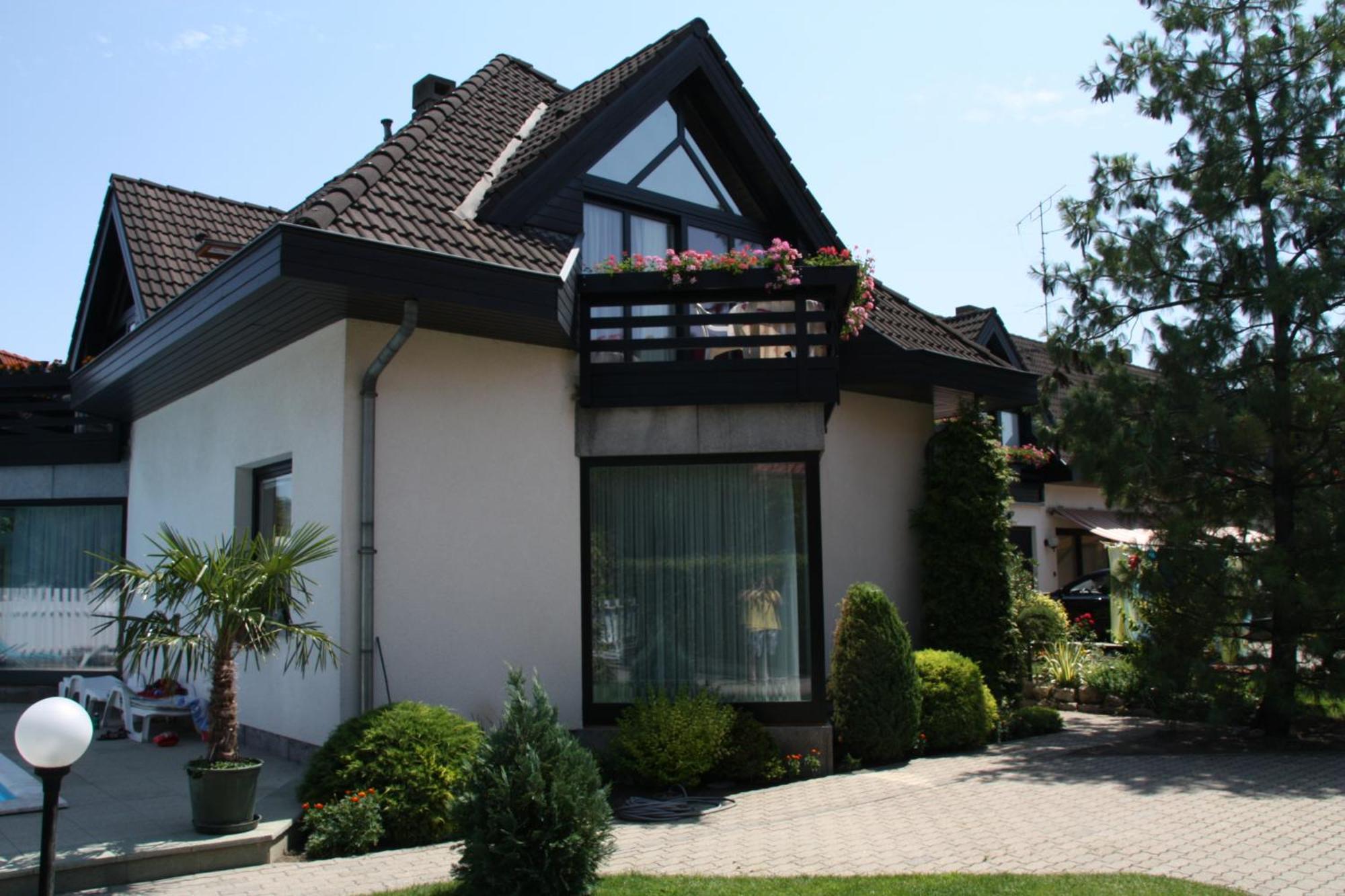 Hotel Haus Sonnenhof Siófok Exterior foto